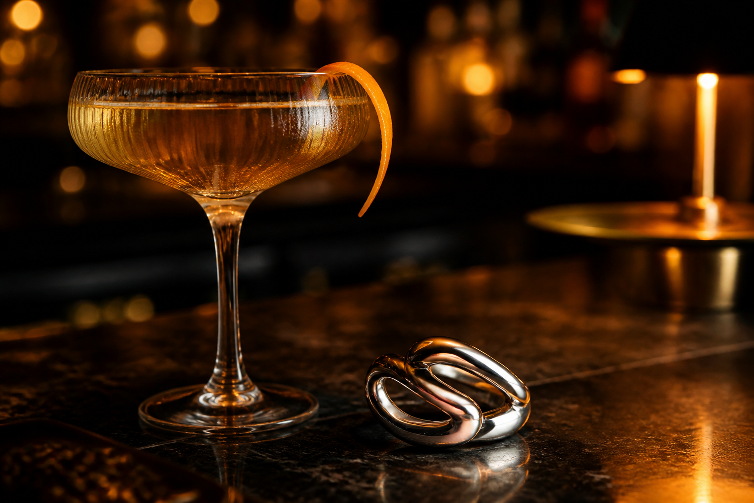 Cocktail and jewellery object representing the collaboration